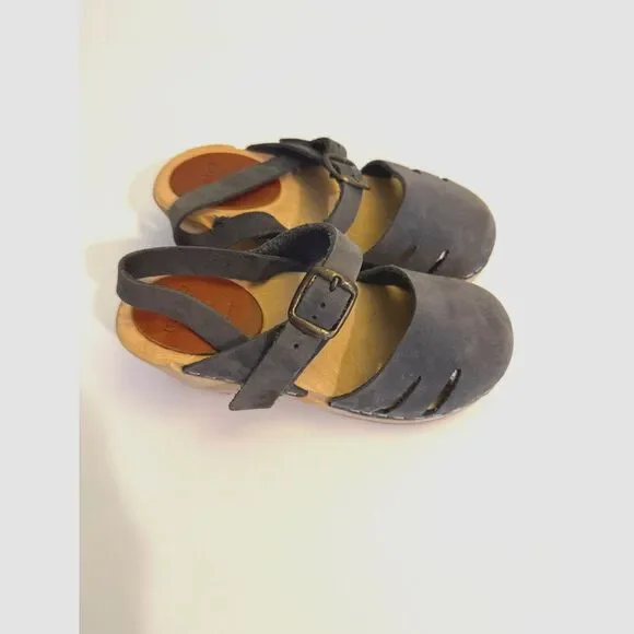 Kids Navy Blue Wooden Clog Sandals with Ankle Strap - Picture 5 of 6